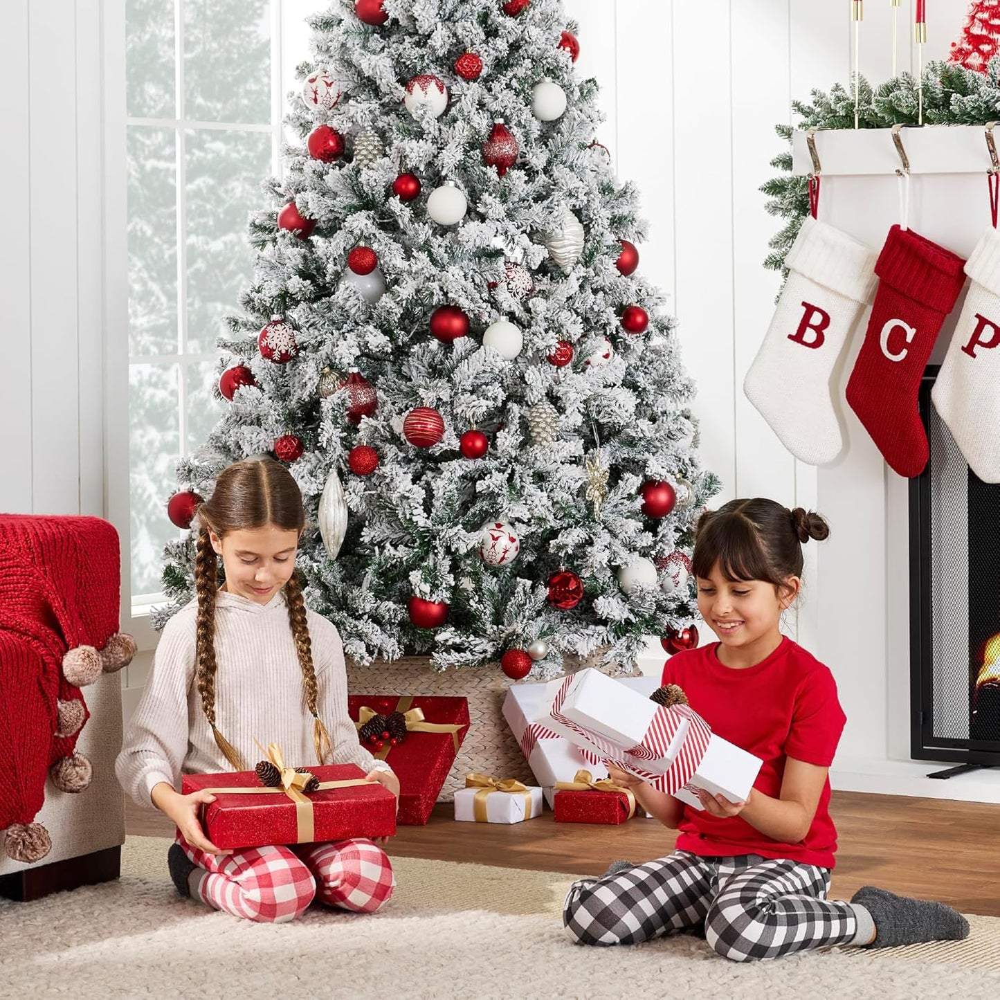 Artificial Christmas Tree, 7.5Ft Unlit Snow Flocked Design Pine Tree, Full Appearance Snowy W/Easy Assembly, Metal Stand